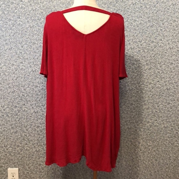 Lane Bryant Red Cut-Out Blouse – Flowy, Flirty & Lightweight Style T280 - Picture 4 of 6